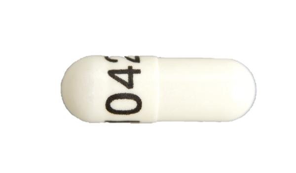 Pill 1042 White Capsule/Oblong is Topiramate Extended-Release